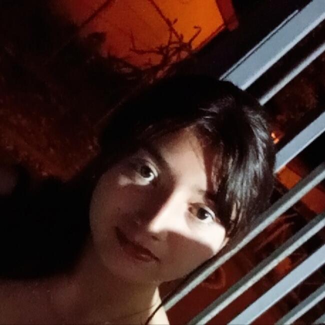 Babysitter in San Mateo: Gleysi González