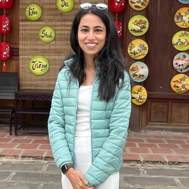 चेन्नई में बेबीसिटिंग की नौकरी: Bhagyashree