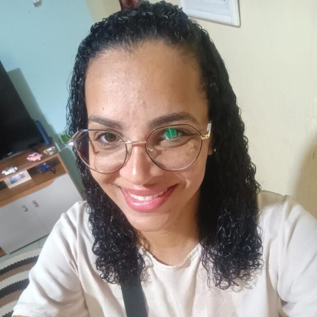 Babysitter in Magé: Carla