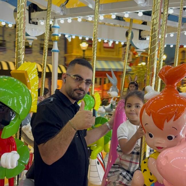 وظيفة جليسة أطفال في أبوظبي: ساندي