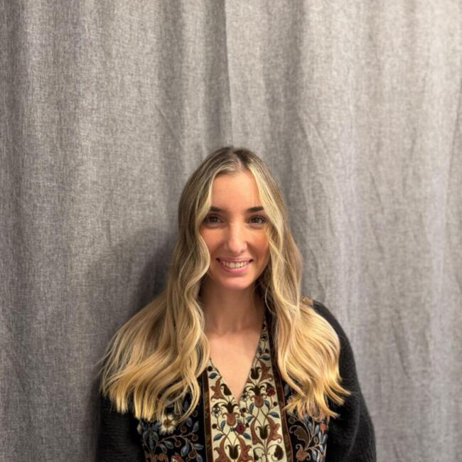 Babysitter in Comps: Fanny