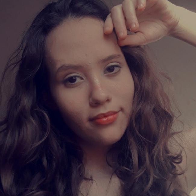 Babá em Sertãozinho: Maria