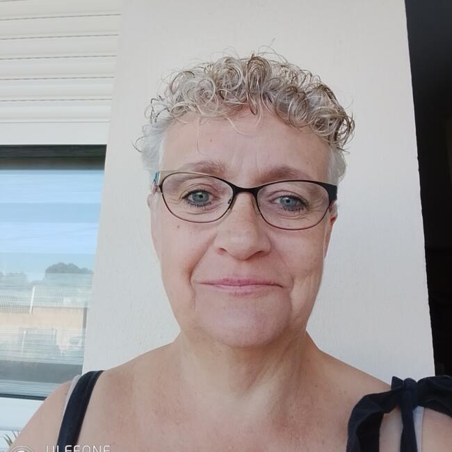 Nanny in Chalagnac: Christine