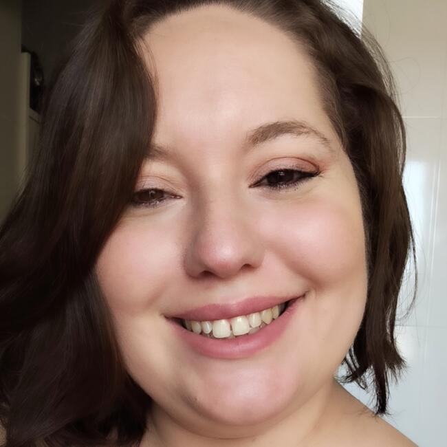 Babá em Blumenau: Jessica