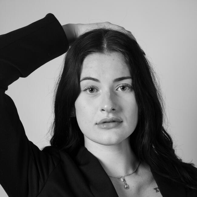 Babysitter in Cuigy-en-Bray: Violaine