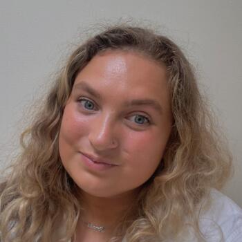 Babysitter in Sheffield: Amelia