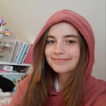 Babysitter em Tourcoing: Sarah