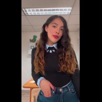 Babysitter San Bernardo: Cecilia Scarlett