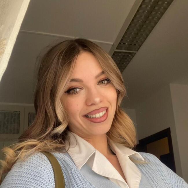 Babysitter in Ferentino: Bianca