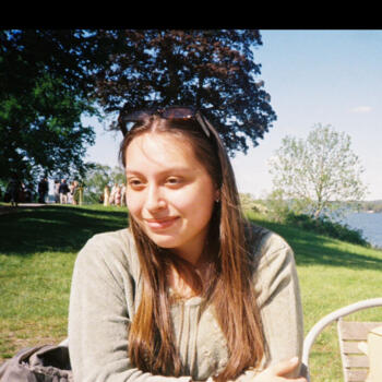 Babysitter in Eskilstuna: Linnea