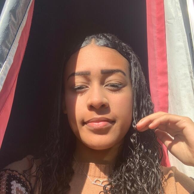 Babysitter in Cariacica: Anna bia