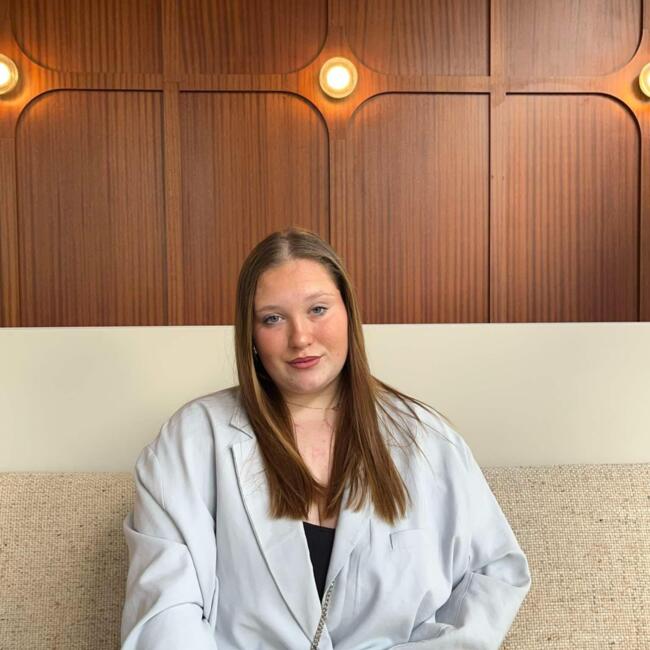 Babysitter in Braine-l'Alleud: Samya