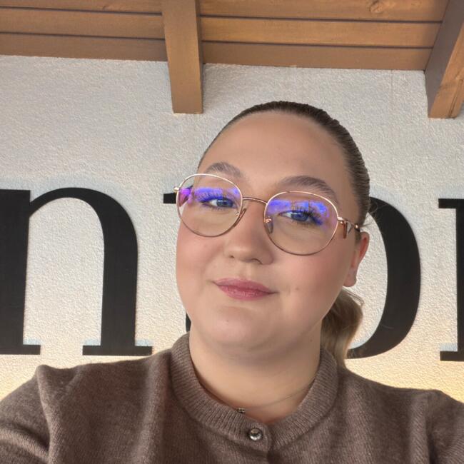 Babysitter in Lokavci: Ines