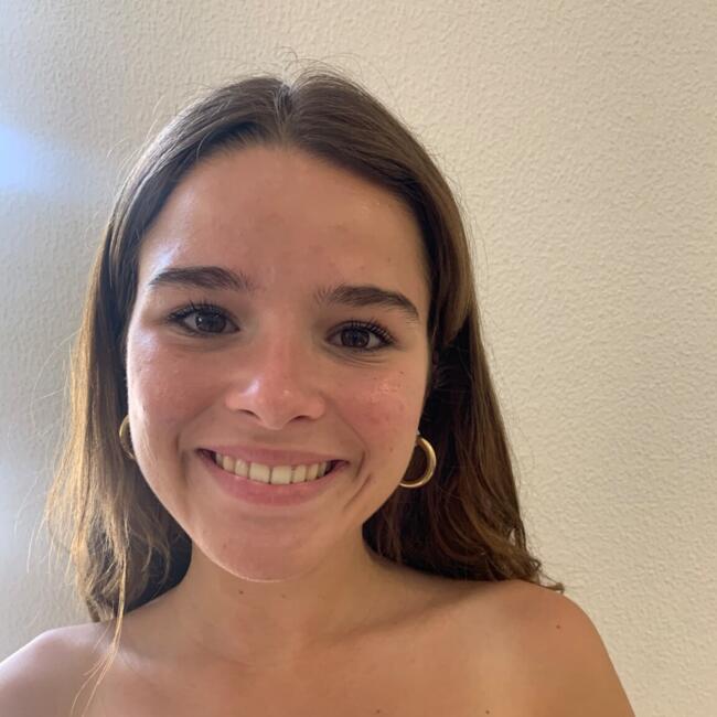 Babysitter in Oeiras: Daniela