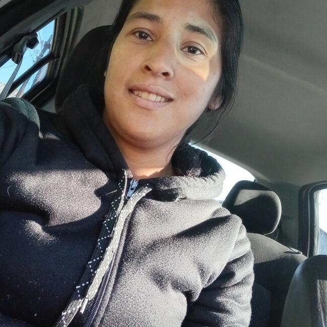 Babysitter in Pilar: Fatima