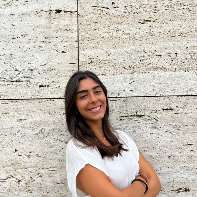 Babysitter em Costa de Caparica: Inês