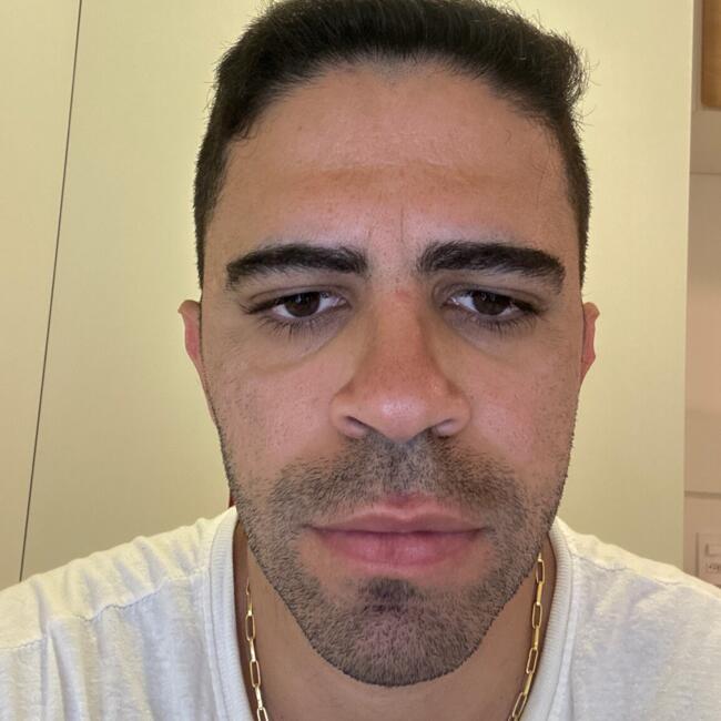 Emprego de babá em Cabo Frio: Fernando