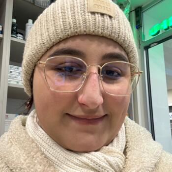 Nanny in Yerevan: Anush
