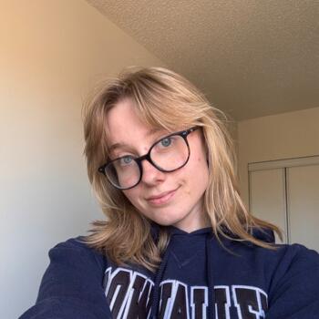 Nanny in Calgary: Reegan