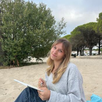 Baby-sitter Eysines: Loan