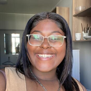 Babysitter Port Elizabeth: Cindy