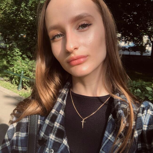 Babysitter in Malmo: Hloriia
