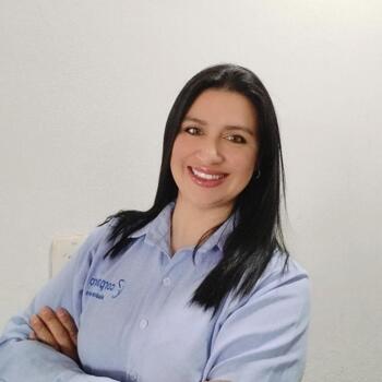 Babysitter Soacha: SANDRA VIVIANA