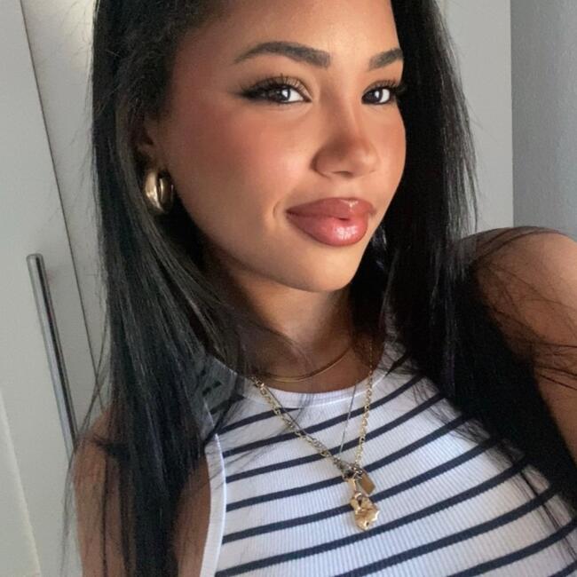 Babysitter in Cenes de la Vega: Corayma