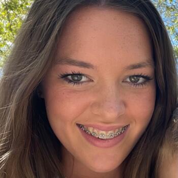 Babysitter in Arlington (Virginia): Chloe