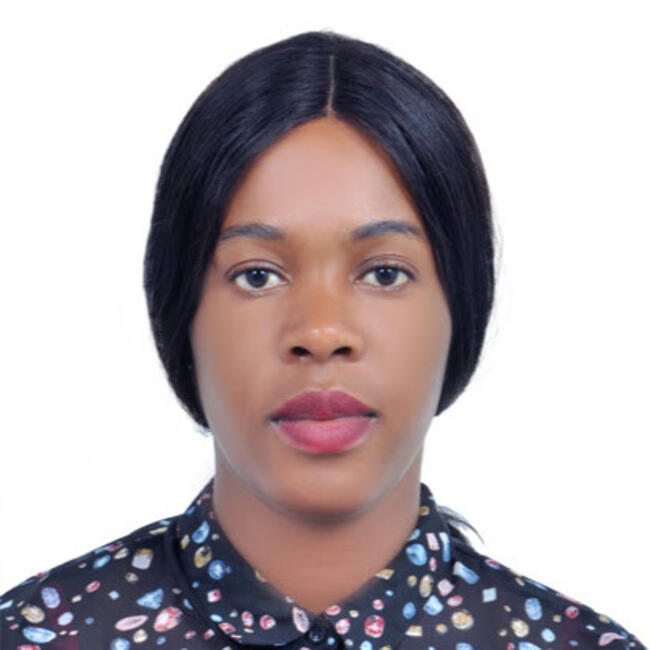 مربية أطفال في Jazīrat Abū Z̧aby: Maxin