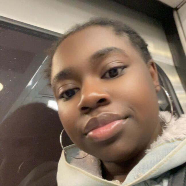 Babysitter in Nemours: Naomie