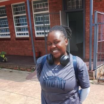 Babysitter in Johannesburg South: Almina