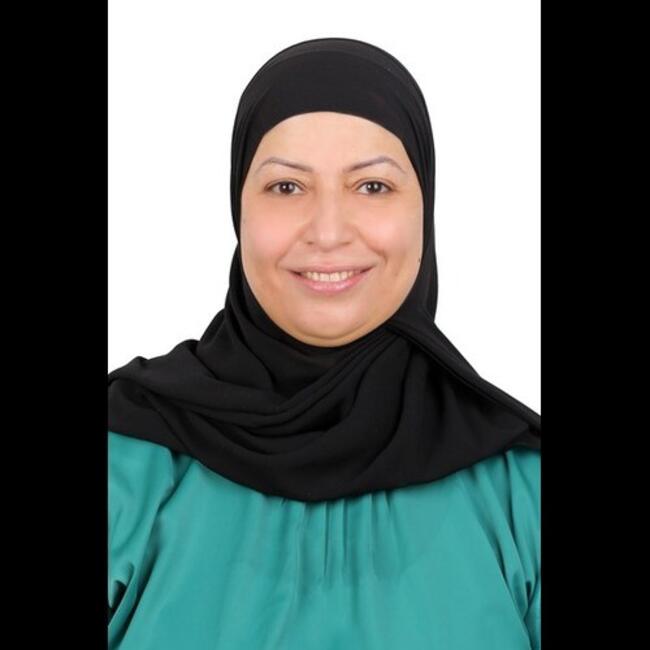 جليسة أطفال في القاهرة الجديدة: Eman