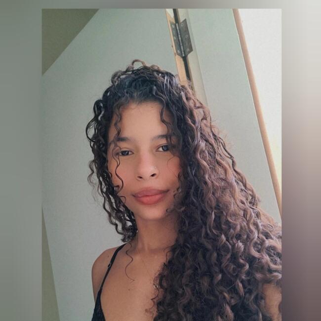 Babá em Montes Claros: Alane