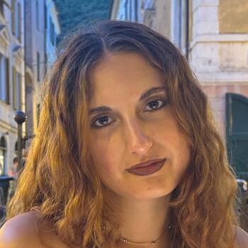 Babysitter a Roma: Elettra