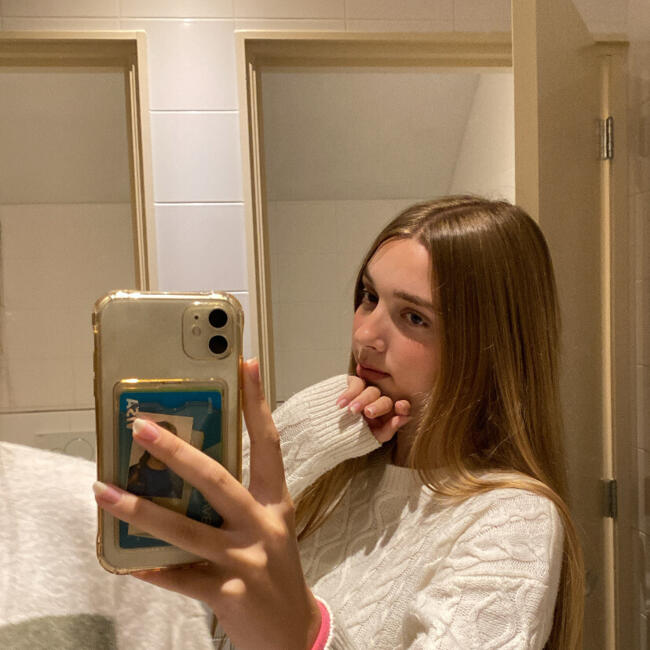 Babysitter in Premià de Mar: Bibi Boaz