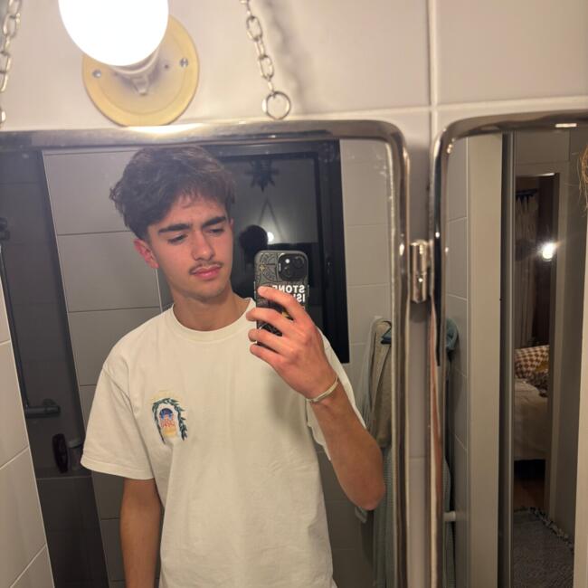 Babysitter in Bruges: Louis