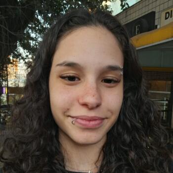 Babysitter in Belo Horizonte: Lina