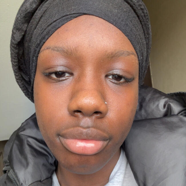 Babysitter in Saint-Denis: Hawa