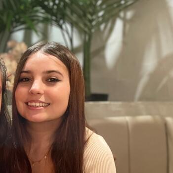 Babysitter in Cuenca: Lorena