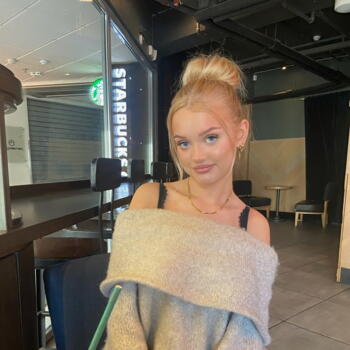 Barnevakt i Drammen: Jenny