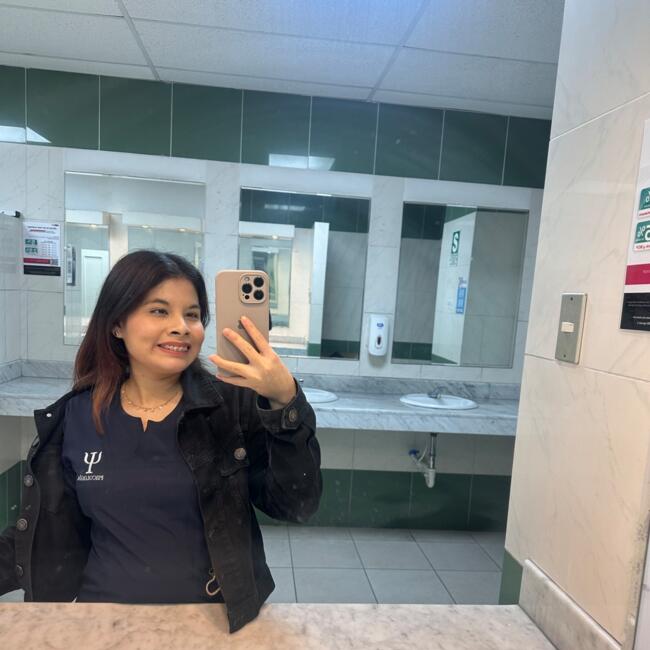 Babysitter in Lima: Ariana