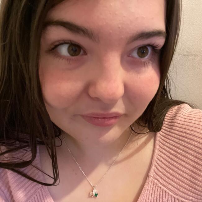 Babysitter in Birmingham: Kate