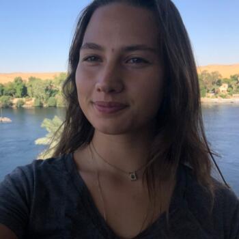 Babysitter in Marseille: Mila