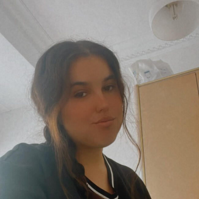 Nanny in Sagunto: Luna