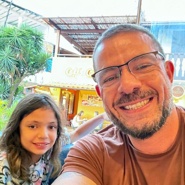 Emprego de babá em Taboão da Serra: Rafael