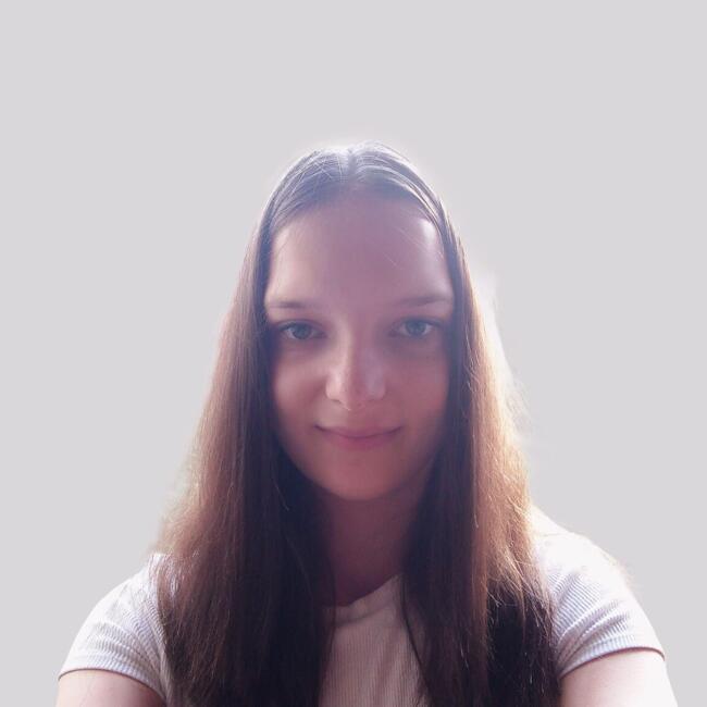 Babysitter in Petersbach: Claire