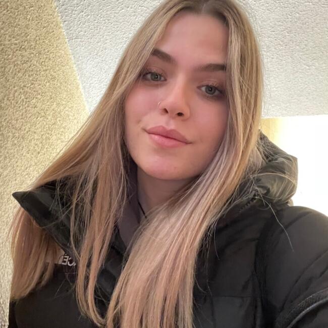 Babysitter in Madrid: Paola