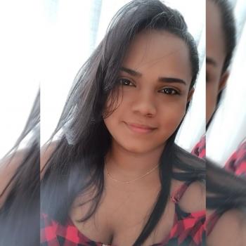 Babysitter in Belém: Adriana