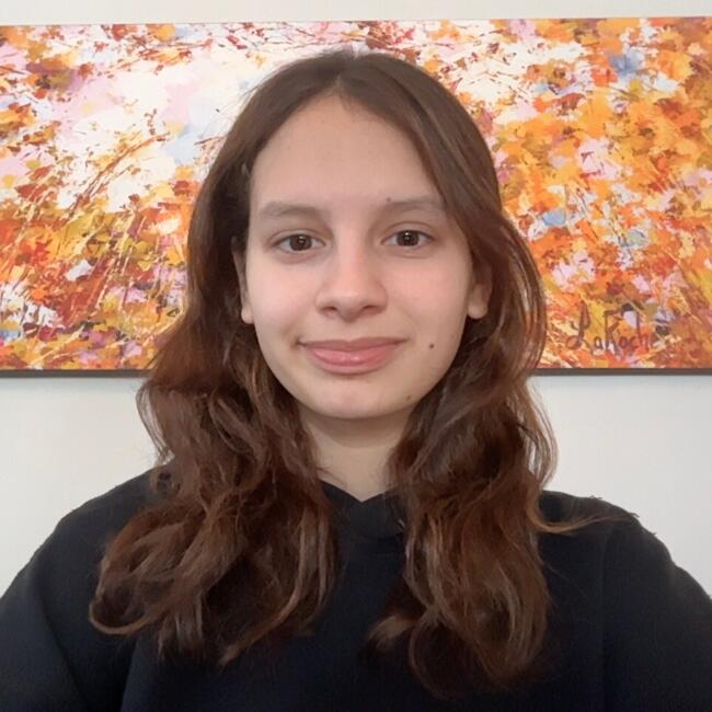 Baby-sitter in Toronto: Kamila